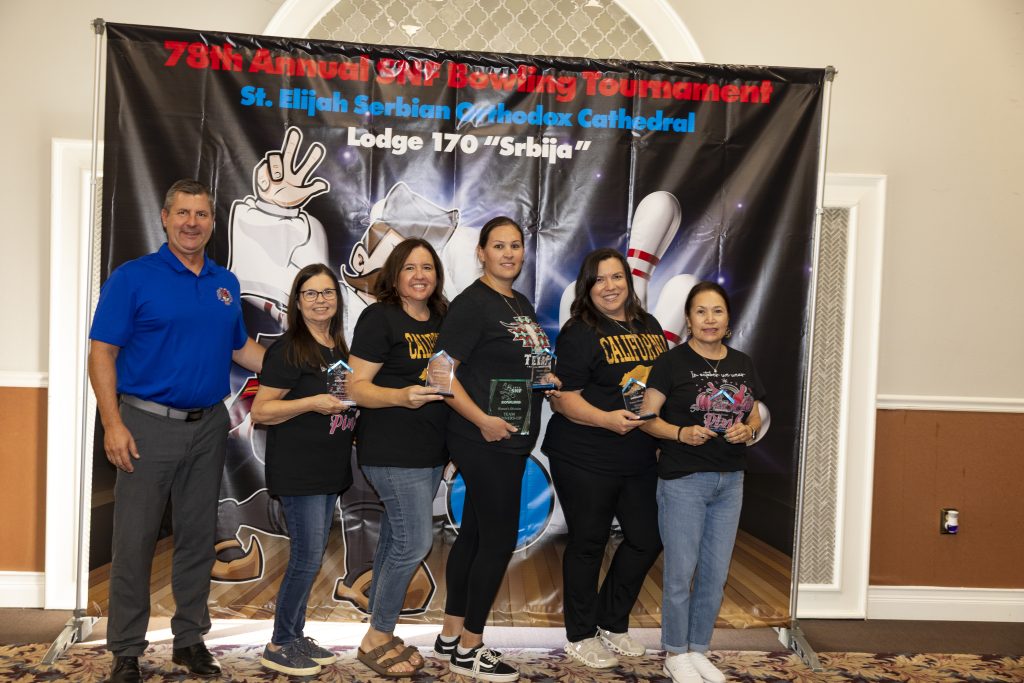 California: Coco Samardzic, Maryann Pinne, Crystal Stevenson, Krista Miller, Milena Dean Women’s Team Runner-Up Donated by Serb National Federation